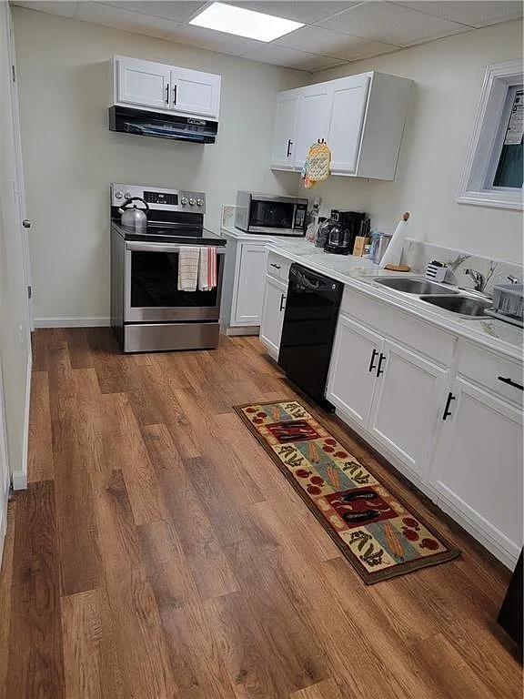 1 bed, 1.0 bath, 2916 sqft, $1,650 — Photo 4