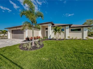 235 Gleason Parkway Cpe, Coral, FL 33914