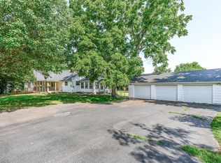 217 W Main St, Walnut Grove, MO 65770