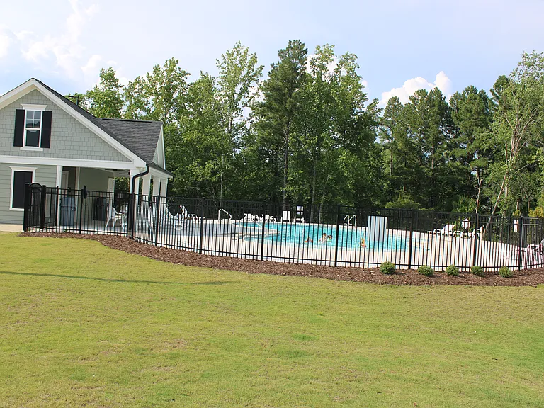 1369 Bessie Ct — Photo 16