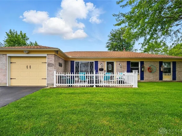 5717 Pennywell Dr, Dayton, OH 45424