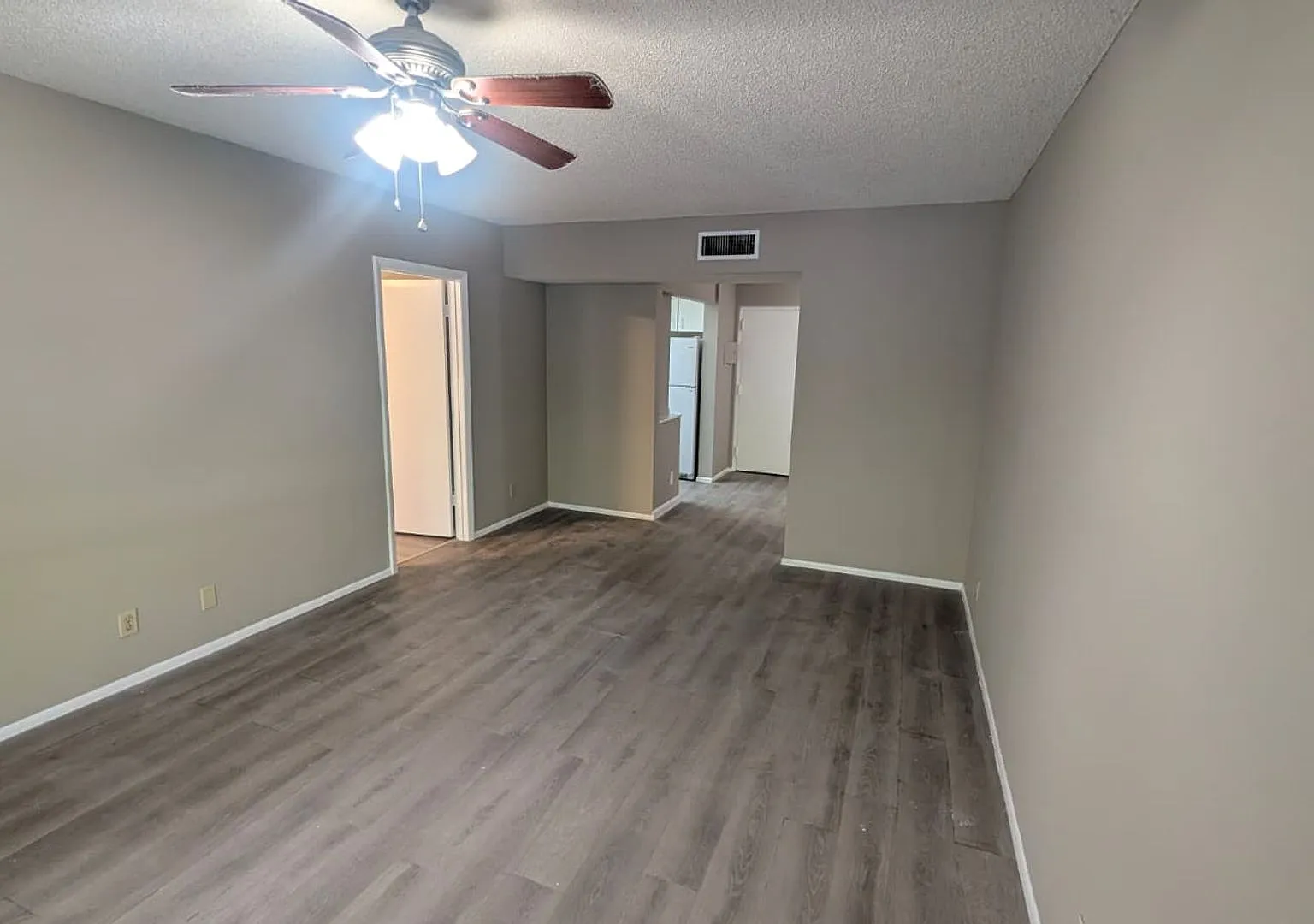 Stylish Boca Raton Condo for Rent Great Location, Great Amenities! — Photo 4