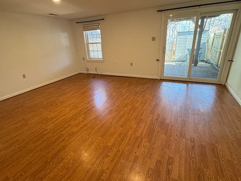 12237 Cinnamon St — Photo 42