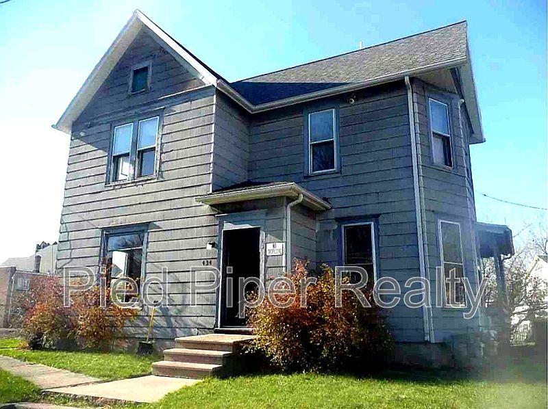 1st image of 434 S State Ave