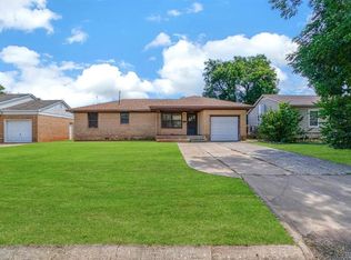 802 E Sutherland St, Altus, OK 73521