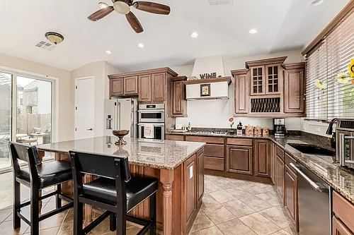 2288 E Wisteria Dr Photo 1