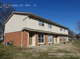 2157 Scheel St, Belleville, IL 62221