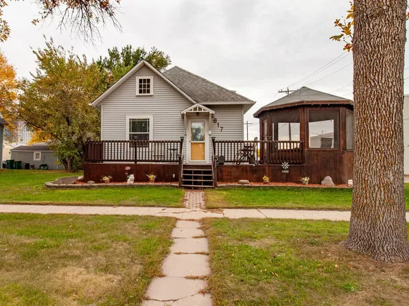 617 Nebraska Ave, Breckenridge, MN 56520