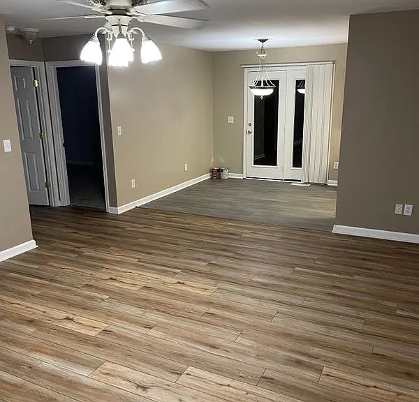 828 Mulberry Dr — Photo 23