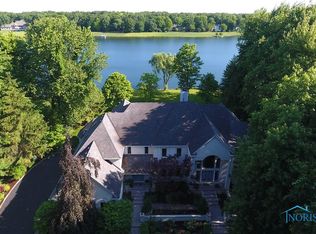 27 Tremore Way, Holland, OH 43528