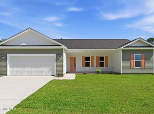 2624 Fountaintown Rd, Chinquapin, NC 28521