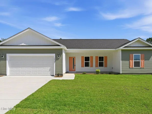 2624 Fountaintown Road, Chinquapin, NC 28521