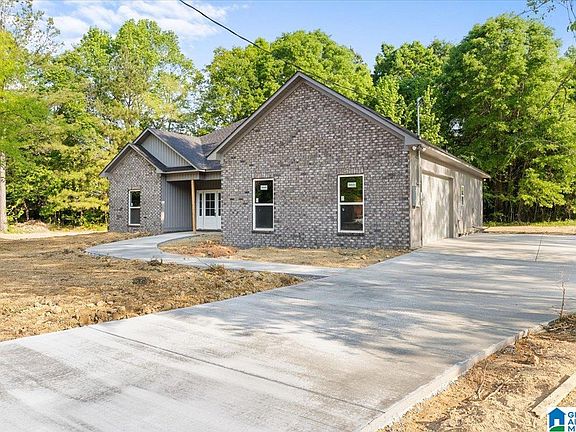 3rd image of 62 Riverview Dr