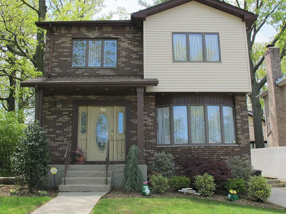 1st image of 70 W Cedarview Ave