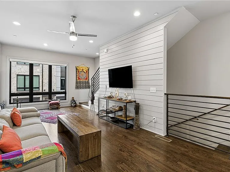 115 City View Ct NE — Photo 12