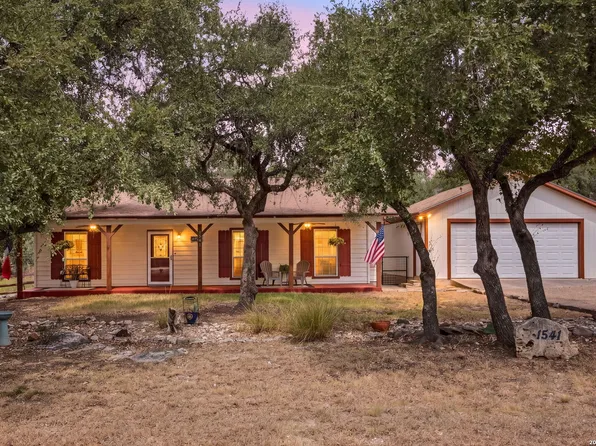 1541 GREEN MEADOW LN, Spring Branch, TX 78070