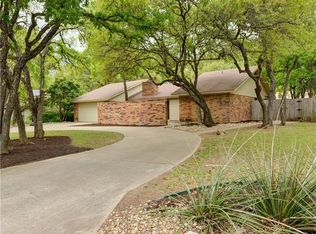 1300 Saint Williams Ave, Round Rock, TX 78681