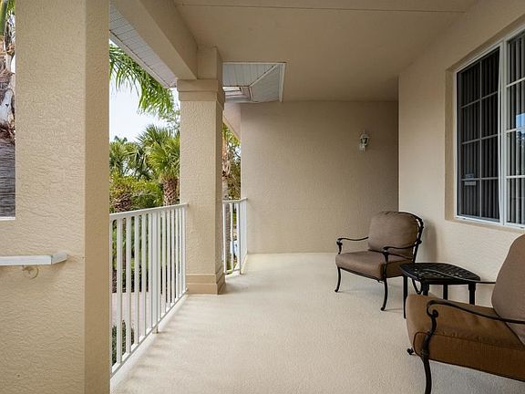 3rd image of 3965 Bishopwood Ct E Unit 201