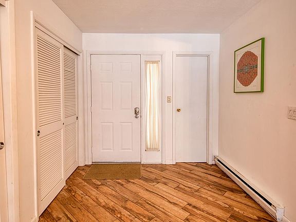 3rd image of 42 Garden Way