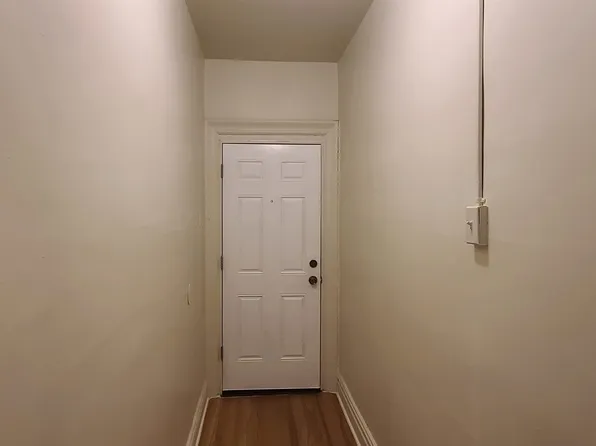 29 Roosevelt Avenue image 9 of 19