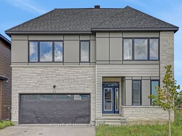 218 Conservancy Dr, Ottawa, ON K2J 7M5