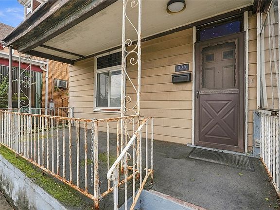 3rd image of 306 E 11th Ave