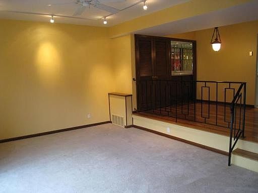5th image of 2829 Chateau Cir S