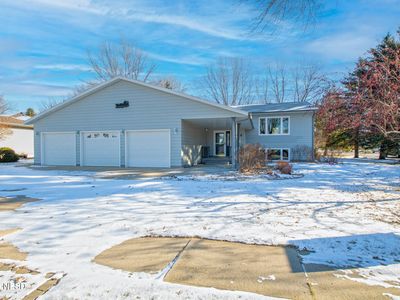 1404 N Broadway St, Watertown, SD, 57201