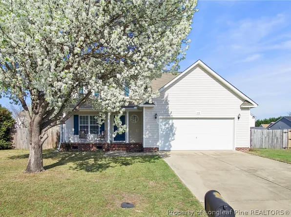 1414 Seabiscuit Dr, Parkton, NC 28371