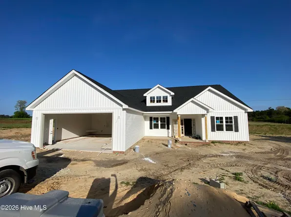 205 N Rabbit Run Drive, Smithfield, NC 27577