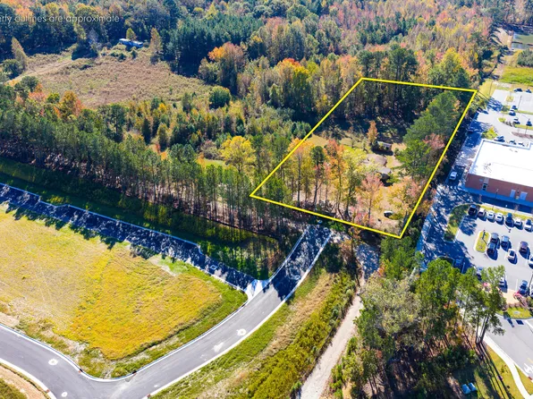 1012 Poinsettia Ln, Wendell, NC 27591