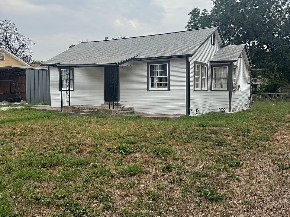1st image of 1210 SIMS AVE