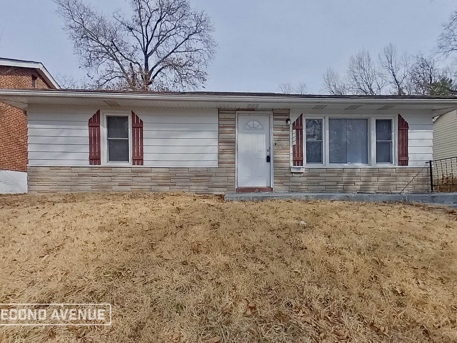 3 bed, 1.0 bath, 1512 sqft, $1,150 — Photo 1