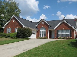 1060 Rafington Dr, Lawrenceville, GA 30046