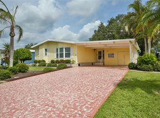 8488 Imperial Cir, Palmetto, FL 34221