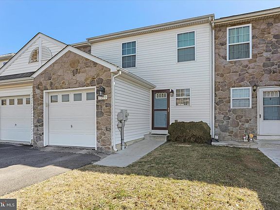4th image of 3010 Orchard Dr