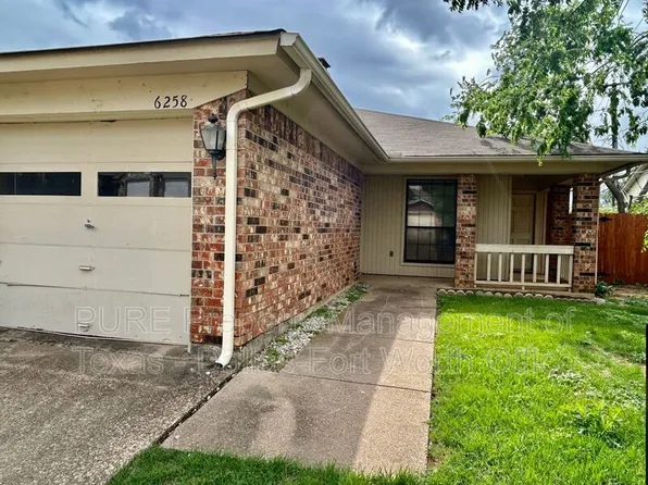 6258 Canyon Cir, Fort Worth, TX 76133