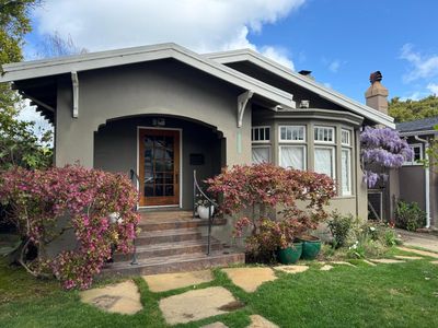 1010 Chula Vista Ave, Burlingame, CA, 94010