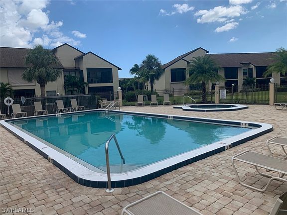 3rd image of 8534 Charter Club Cir Unit 9