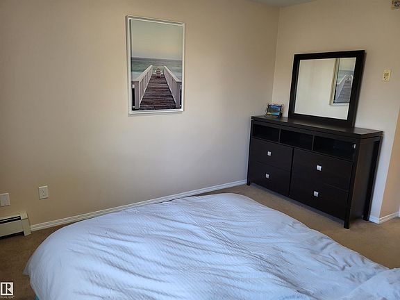 4th image of 50 Woodsmere Close #339