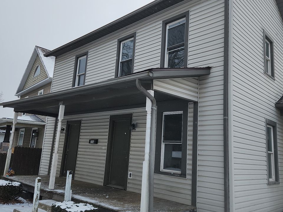 1st image of 226 Beaver Ave NE