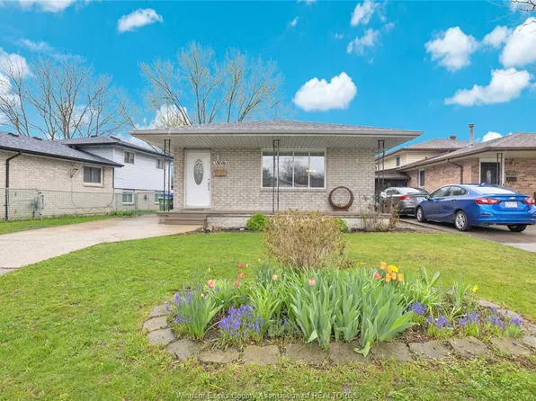 1616 Courtland Cres, Windsor, ON N8T 3K6