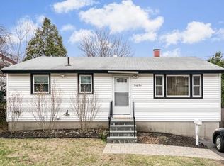 45 Wedgemere Dr, Lowell, MA 01852