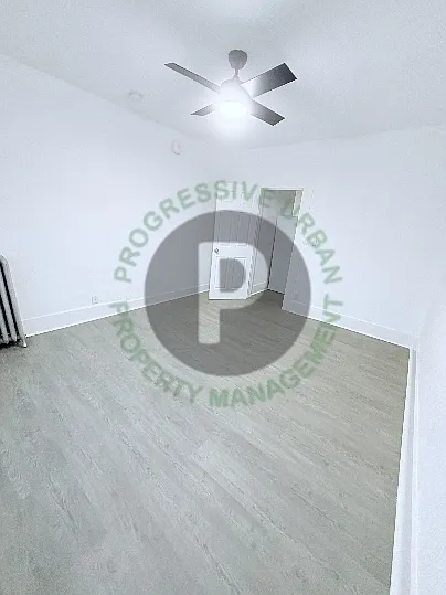 13671 Euclid Ave — Photo 4