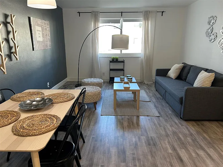 1821 NE 62nd St #303 — Photo 8