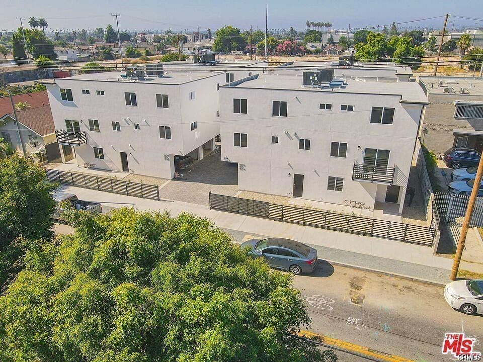 1st image of 5875 S San Pedro St