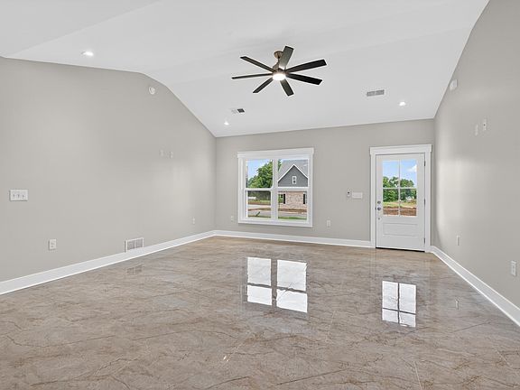 2nd image of 105 Stonegate Dr