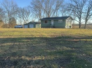 505 Highway E, Steelville, MO 65565