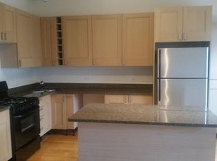 7528 N Seeley Ave APT 204, Chicago, IL 60645