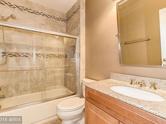 3rd image of 10836 Antigua Ter APT 103